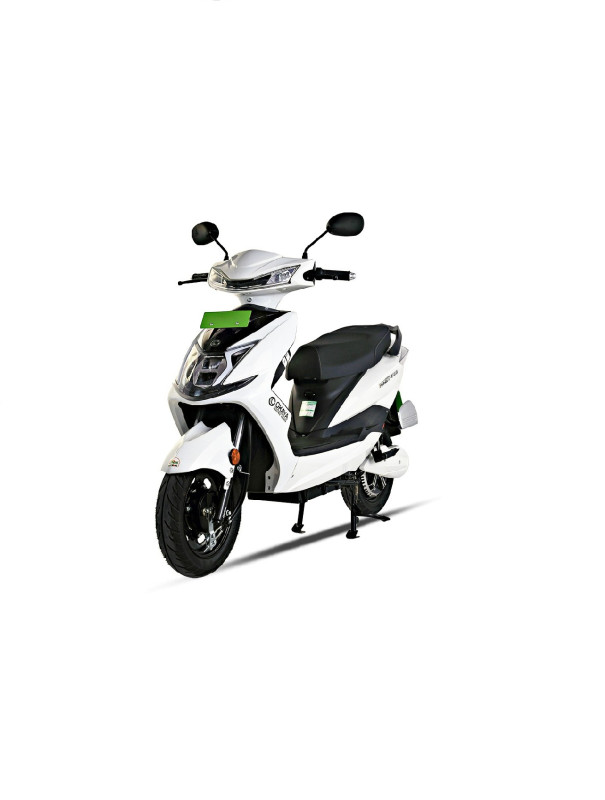 OKAYA Faast F2F (with Portable Charger, White)